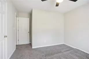 4899 Hawk Trail NE, Marietta, GA 30066 - Photo 17