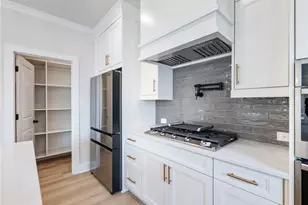 4437 Hosch Reserve Ct, Buford, GA 30519 - Photo 15