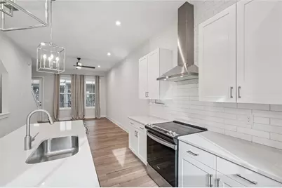 193 Chestnut Circle NE #38, Atlanta, GA 30342 - Photo 5