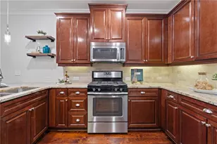 7535 Jamestown Dr, Alpharetta, GA 30005 - Photo 5