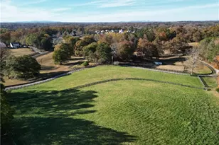 336 Tanglewood Dr, Canton, GA 30115 - Photo 5