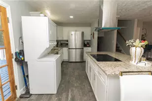 4161 Summer Pl, Snellville, GA 30039 - Photo 9