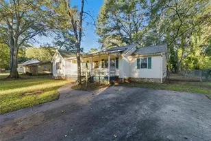 1373 Brookhaven Dr NW, Monroe, GA 30656 - Photo 5