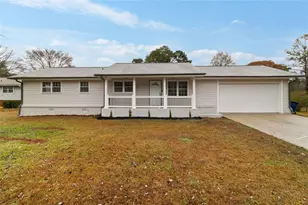 6896 Laurel Wood Dr, Douglasville, GA 30135 - Photo 3