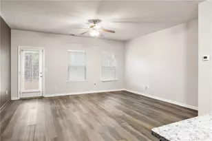 4497 Ravenwood Dr, Union City, GA 30291 - Photo 11