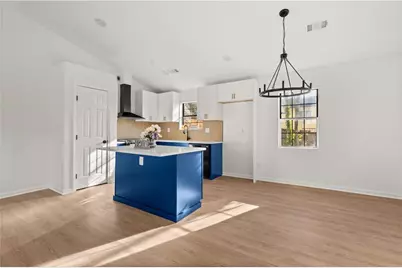 4933 Park West Drive, Stone Mountain, GA 30088 - Photo 5