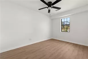 4933 Parkwest Dr, Stone Mountain, GA 30088 - Photo 25