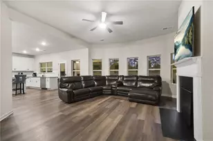 689 S Jeff Davis Dr, Fayetteville, GA 30215 - Photo 17