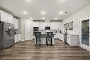 689 S Jeff Davis Dr, Fayetteville, GA 30215 - Photo 11