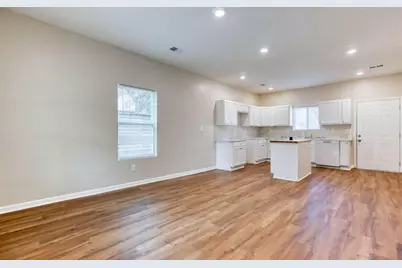 307 Davis Street, Monroe, GA 30655 - Photo 15