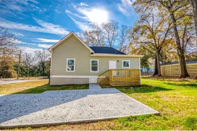 307 Davis Street, Monroe, GA 30655 - Photo 9