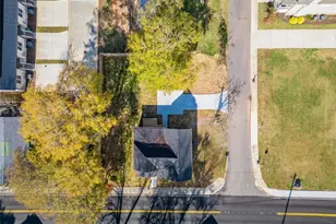 307 Davis St, Monroe, GA 30655 - Photo 5