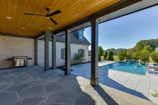 5377 Retreat Dr, Flowery Branch, GA 30542 - Photo 39