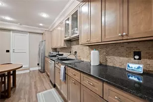 5120 Chemin De Vie, Atlanta, GA 30342 - Photo 15
