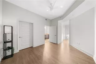 1080 Peachtree St NE, Atlanta, GA 30309 - Photo 9