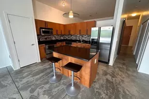 560 Dutch Valley Rd NE, Atlanta, GA 30324 - Photo 7