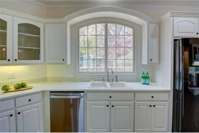 5305 Linnadine Way, Peachtree Corners, GA 30092 - Photo 13