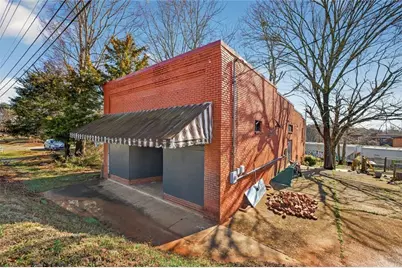 304 S Cherokee Road, Social Circle, GA 30025 - Photo 21