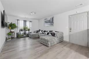 3102 Fairington Village Dr, Lithonia, GA 30038 - Photo 3