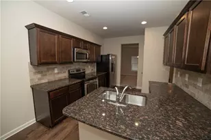 376 Pernell Dr, Hampton, GA 30228 - Photo 5