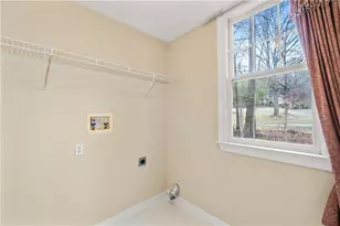 1811 Lake Cove Dr SW, Atlanta, GA 30331 - Photo 11