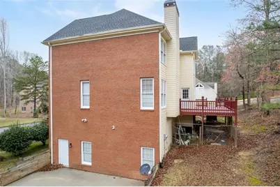 1811 Lake Cove Drive SW, Atlanta, GA 30331 - Photo 39