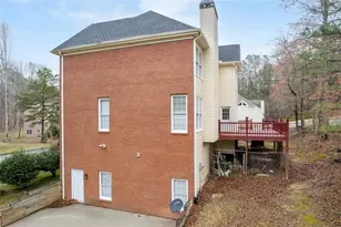 1811 Lake Cove Dr SW, Atlanta, GA 30331 - Photo 39