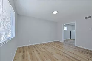 955 Tilden St NW, Atlanta, GA 30318 - Photo 5