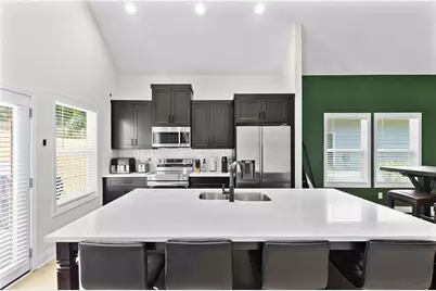 624 Robert Street NW, Atlanta, GA 30318 - Photo 9