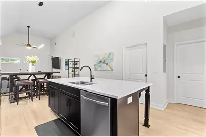 624 Robert Street NW, Atlanta, GA 30318 - Photo 5