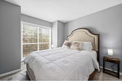 907 Riverview Drive SE, Marietta, GA 30067 - Photo 13