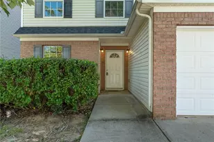 2433 Wood Bend Ln, Riverdale, GA 30296 - Photo 3