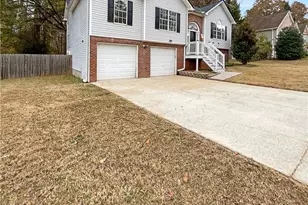 3912 Garrett Springs Dr, Powder Springs, GA 30127 - Photo 13