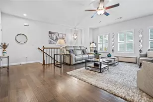 2523 Hedgeway Cir, Kennesaw, GA 30144 - Photo 5