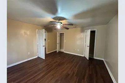 888 T P Burruss Sr Drive SW, Atlanta, GA 30314 - Photo 9