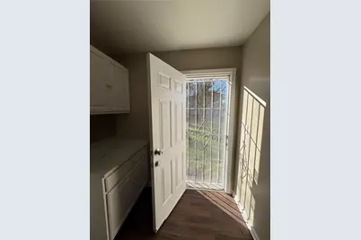 888 T P Burruss Sr Drive SW, Atlanta, GA 30314 - Photo 13