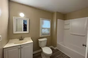 888 T P Burruss Sr Dr SW, Atlanta, GA 30314 - Photo 7