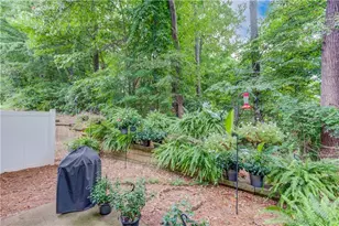 2656 Pierce Brennen Ct, Lawrenceville, GA 30043 - Photo 9