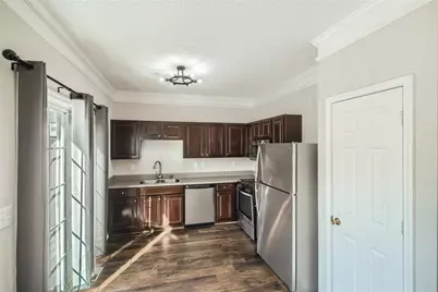 707 Breeze Lane, Woodstock, GA 30188 - Photo 7