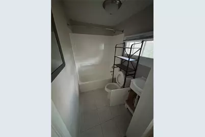 13 Highland Street, Gainesville, GA 30501 - Photo 3