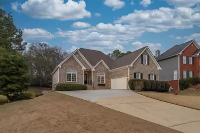 7523 Greens Mill Drive, Loganville, GA 30052 - Photo 3