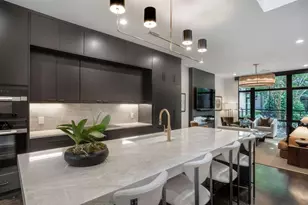 721 Longleaf Dr NE, Atlanta, GA 30342 - Photo 7