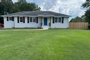 635 Birchwood Ln, Marietta, GA 30060 - Photo 1