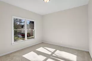 2117 Whitfield Ln, Lawrenceville, GA 30043 - Photo 17