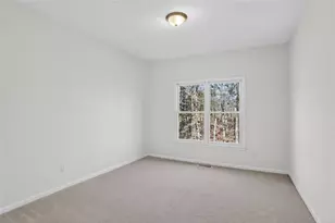 2117 Whitfield Ln, Lawrenceville, GA 30043 - Photo 19