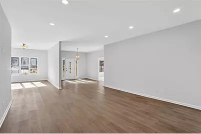 2117 Whitfield Lane, Lawrenceville, GA 30043 - Photo 9