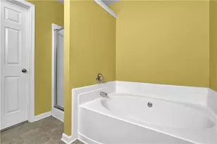 2096 Lakeshore Overlook Dr NW, Kennesaw, GA 30152 - Photo 23