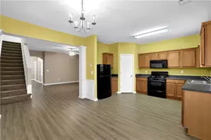 2096 Lakeshore Overlook Dr NW, Kennesaw, GA 30152 - Photo 11