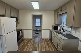 3988 Rock Mill Dr, Marietta, GA 30062 - Photo 5