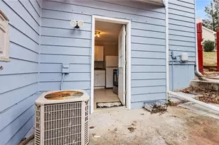 2787 Parliament Ct, Marietta, GA 30066 - Photo 3